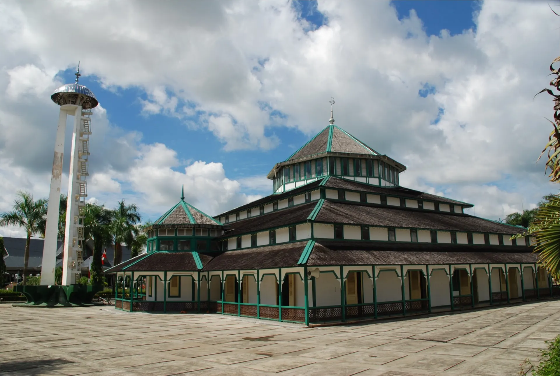 Masjid Jami' Amir Hasanuddin